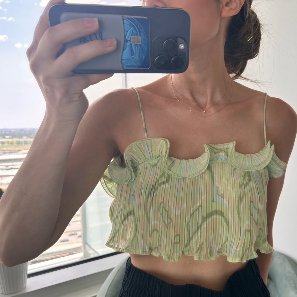 SALE 🔥 Ronny KoBo Sanabelle Crop Top